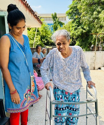 Elderly care services In Anand
